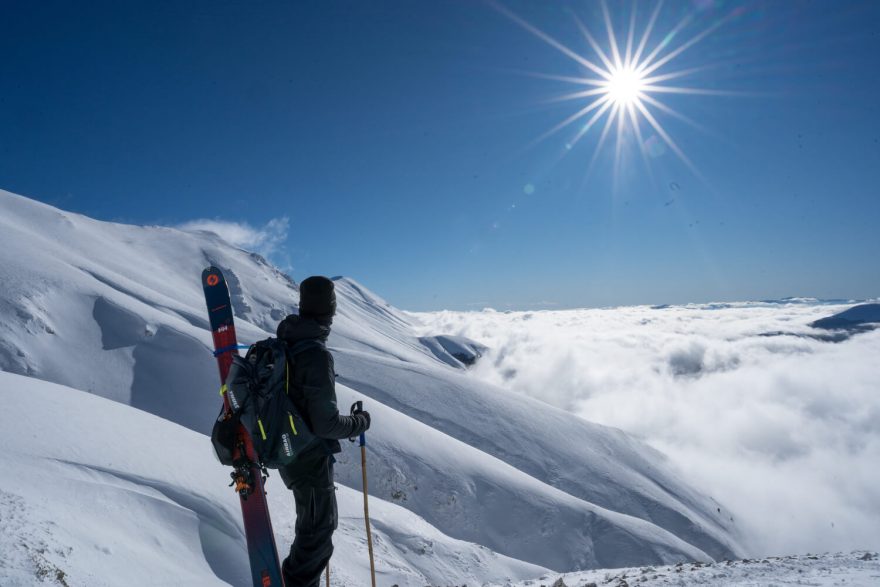 The Melting point (Bod tání) inspiruje diváky k šetrnému přístupu nejen k lyžování, aby tato nádherná místa zůstala zachována i pro budoucí generace.