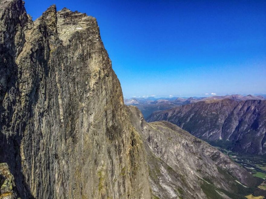 Trollveggen neboli Trolí stěna, NP Reinheimen, Norsko