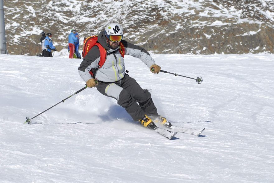 Testování skialpového kompletu na sjezdovce - DECATHLON WEDZE