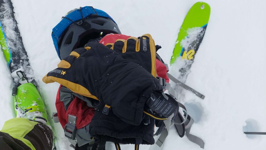 Rukavice WARMPEACE GRYM na skialpech jako teplé rukavice