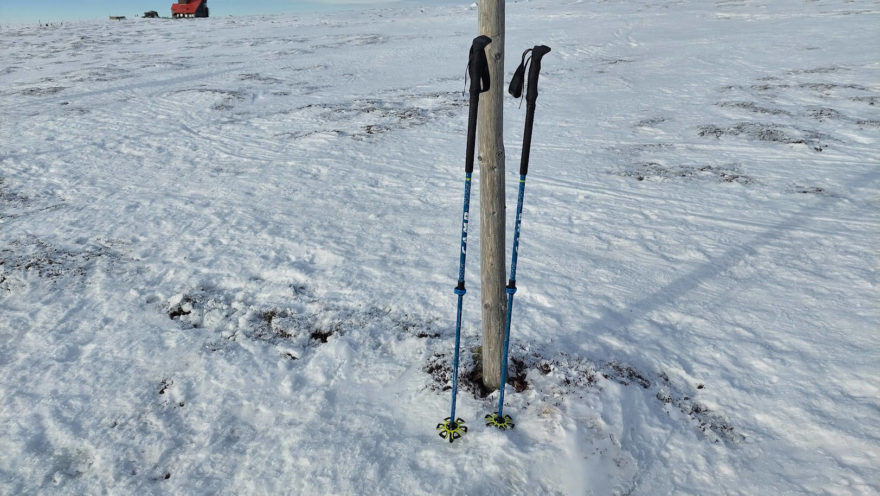 Proudloužené madlo holí CAMP Ski Track poskytuje kvalitní úchop