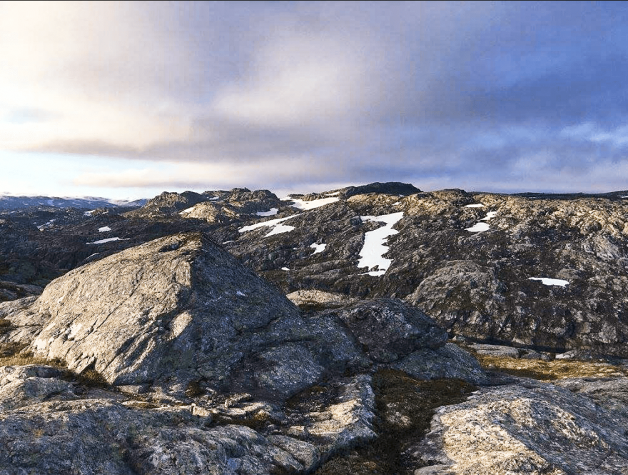 Trek k vyhlídce Trolltunga, Hardangervidda, Norsko