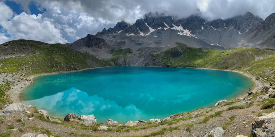 Trasa GR 5 překonává francouzské Alpy od severu k jihu v délce cca 600 km.