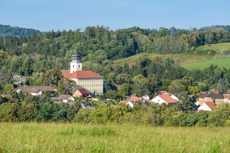 Jistebnice - kostel sv. Archanděla Michaela, Stezka středozemím, Via Czechia