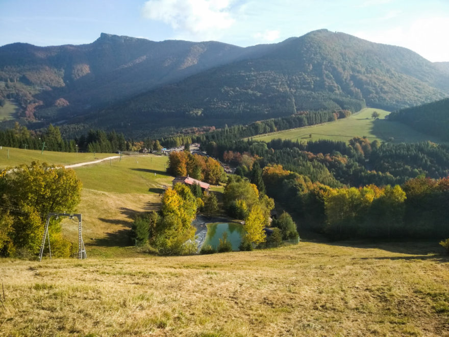 Bílé Karpaty, Cesta hrdinů SNP.