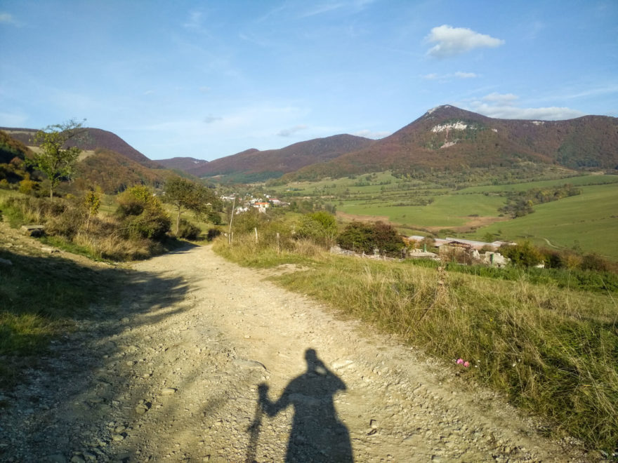 Bílé Karpaty, Cesta hrdinů SNP.