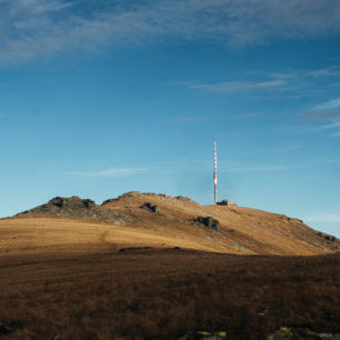 Vrchol Kráľova hoľa (1946 m) je východní výspou Nízkých Tater.
