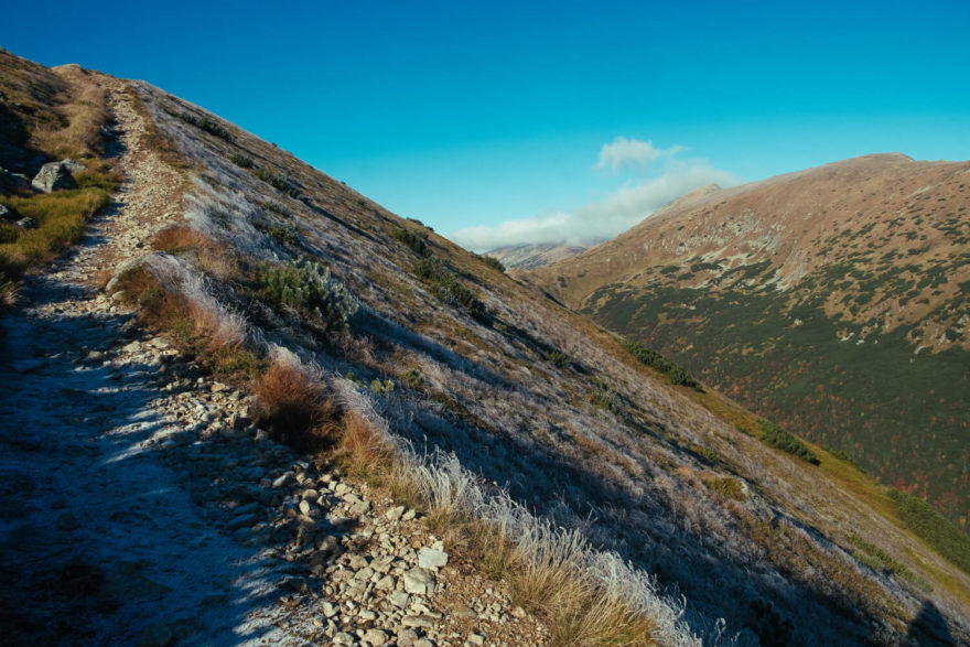 Hřebenovka Nízkých Tater. Cesta hrdinů SNP, Slovensko.