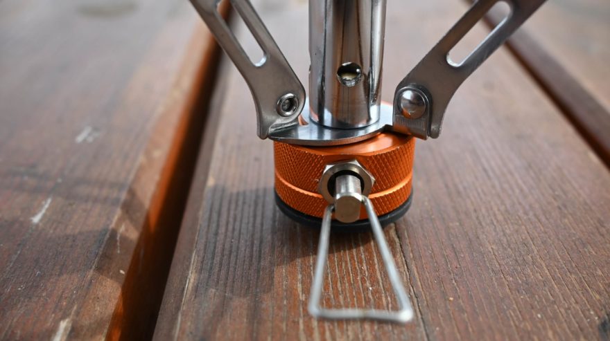 Ovládání plamene vařiče YATE MOUNTAINEER chodí plynule