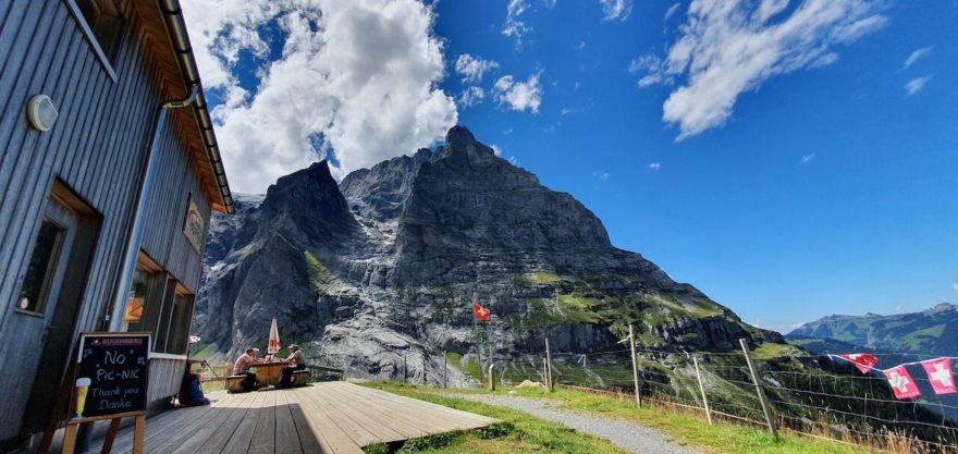 Náročný traverz čtyřtisícovek Schreckhorn a Lauteraarhorn ve Švýcarsku