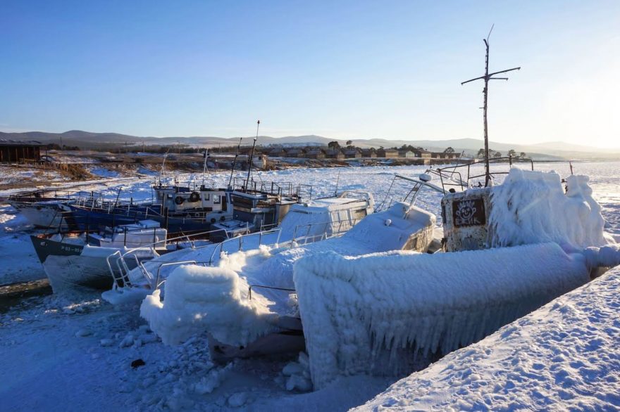 Přechod zamrzlého Bajkalu – pět dnů v objetí ledové pouště