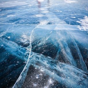 Přechod zamrzlého Bajkalu – pět dnů v objetí ledové pouště