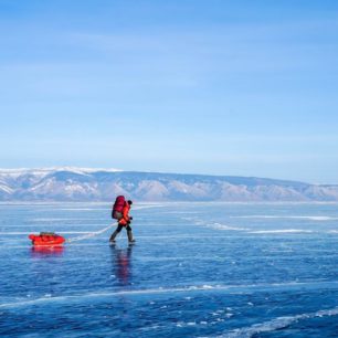 Přechod zamrzlého Bajkalu – pět dnů v objetí ledové pouště