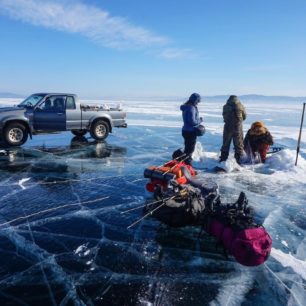 Přechod zamrzlého Bajkalu – pět dnů v objetí ledové pouště