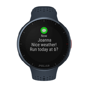 Běžecké hodinky Polar Pacer Pro nabízí také praktické funkce jako zobrazení zpráv nebo přijímání hovorů