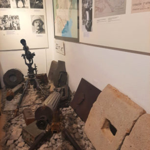 Muzeum v Kobaridu připomíná smutné události první světové války. Julské Alpy, Slovinsko.