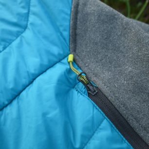 Jezdec zipu s táhlem na kapse mikiny McKinley Chunga