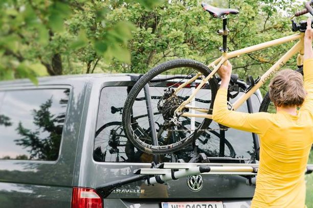 RECENZE: NOSIČE KOL NA ZADNÍ DVEŘE THULE WANDERWAY 2 – Závěsný nosič pro Volkswagen T6