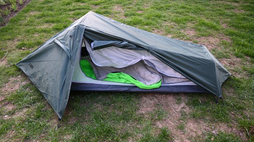 Vložená karimatka a spacák do stanu YATE LIGHT ONE