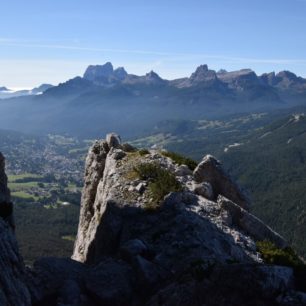 Výhled z via ferraty v Dolomitech