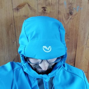 Horní pohled na kapuci bundy NORTHFINDER 3L JIMMY