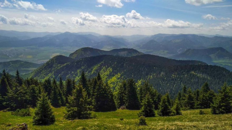 Cestou na Velký Choč, Slovensko