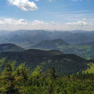 Pohled na Ružomberok a Velkou Fatru, Slovensko
