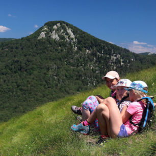S dětmi je vhodné začít chodit na treky na nepřelidněné turistické cíle