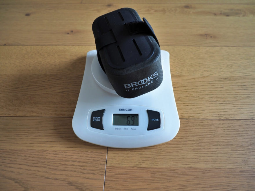 Hmotnost Scape Saddle Pocket Bag je 69 g.