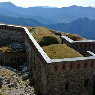 Vojenská pevnost Fort Pépin, Ligurské Alpy, Itálie