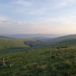 První pohled na planinu SZ směrem, pohoří Stará planina v Srbsku