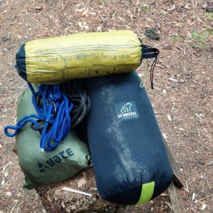 Spací set - hamaka, tarp a TOPQUILT ANURA A185