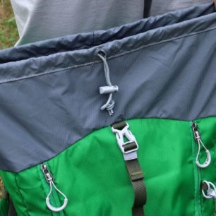 Velká nadstavba Denali 40 výrazně navyšující litráž batohu při maximálním využití