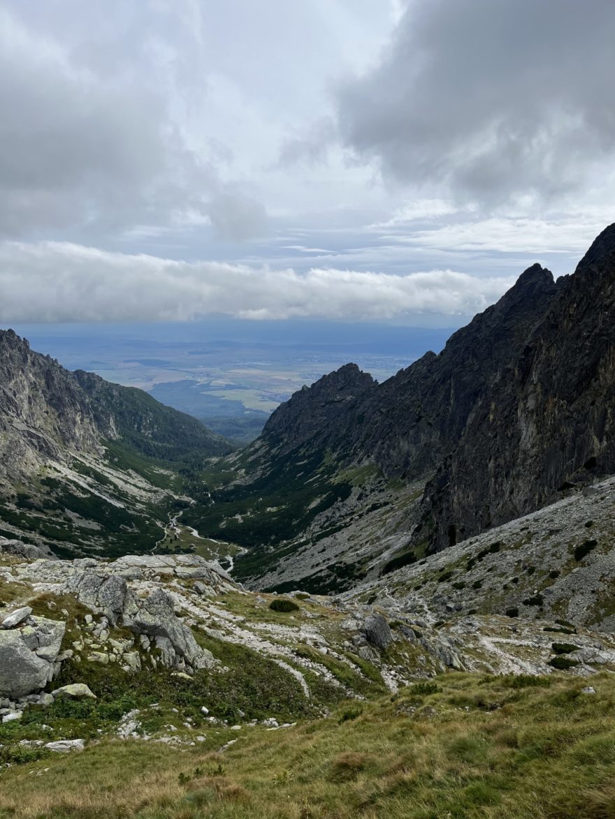 Pohledy na Tatry z víkendového přechodu, Slovensko.