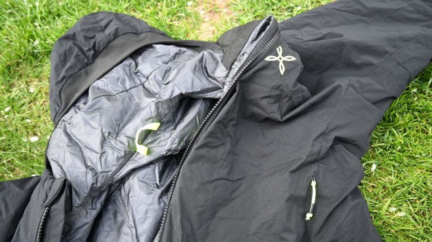 Montura Alp Race Jacket - Detail kapuce a kapsy