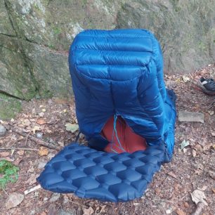 Spacák je ukončen tzv foot boxem na nohy - SIR JOSEPH TETON 560 QUILT