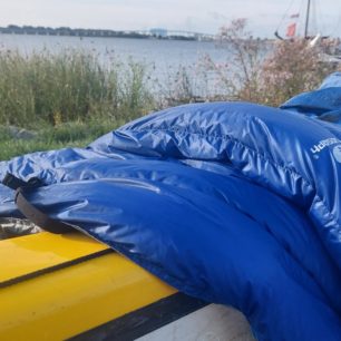 Testování SIR JOSEPH TETON 560 QUILT během seakajakové expedice okolo Rujány