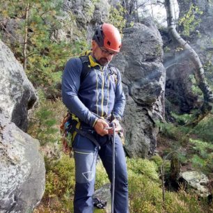 CRAZY AVENGER LIGHT MAN ideální parťák pro podzimní přechod hřebene Suchých skal