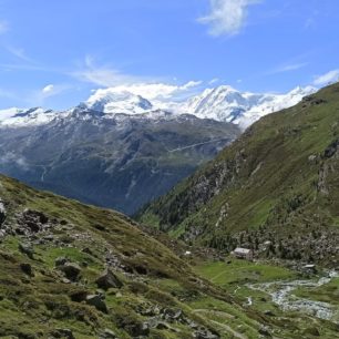 Pěší Tour de Suisse aneb trek z nejnižšího do nejvyššího bodu Švýcarska