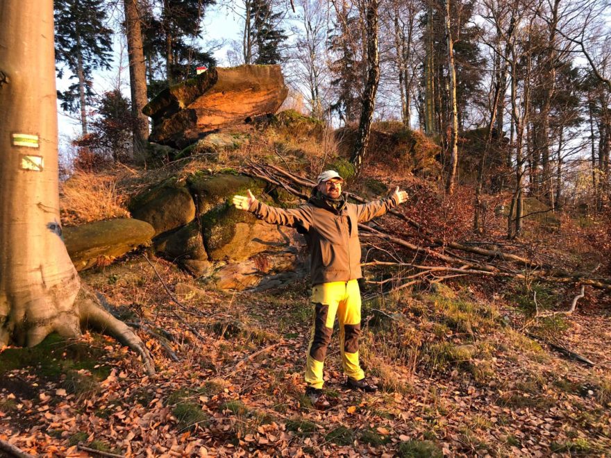 Poslední paprsky západu slunce s bundou NORTHFINDER AUGUST