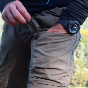 Hlavní kapsy cargo kalhoty TOMMY jsou dostatečně velké