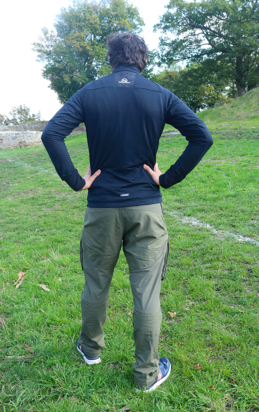 Velkým kladem kalhot TOMMY od Northfinderu je to, že dobře padnou prakticky každému a jejich praktický střih