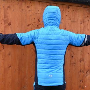 Dostatečně dlouhé rukávy a dlouhá záda - NORTHFINDER OHNISTE