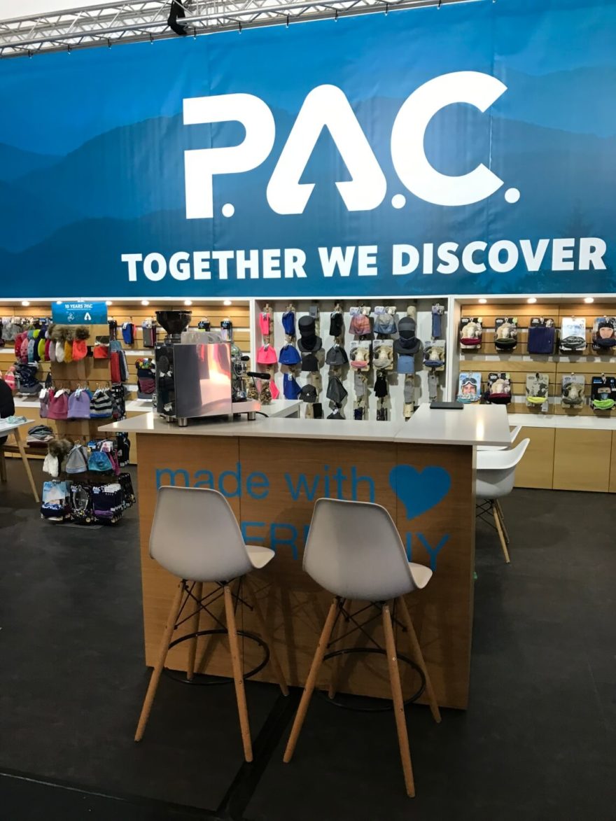 P.A.C. - mladá německá značka funkčních čepic, šátků a ponožek propojuje tradici, udržitelný přístup k výrobě a využití inovativních technologií. ISPO 2022