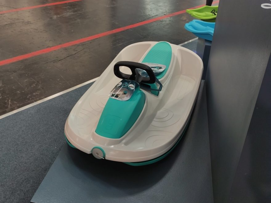 Bob s volantem od značky Plastkon, ISPO 2022.