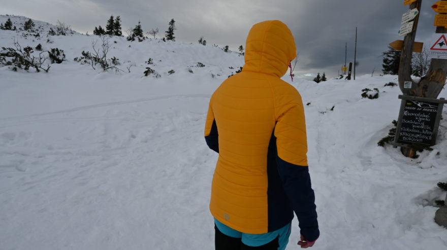 Zateplená záda a celá kapuce - NORTHFINDER OPALENA