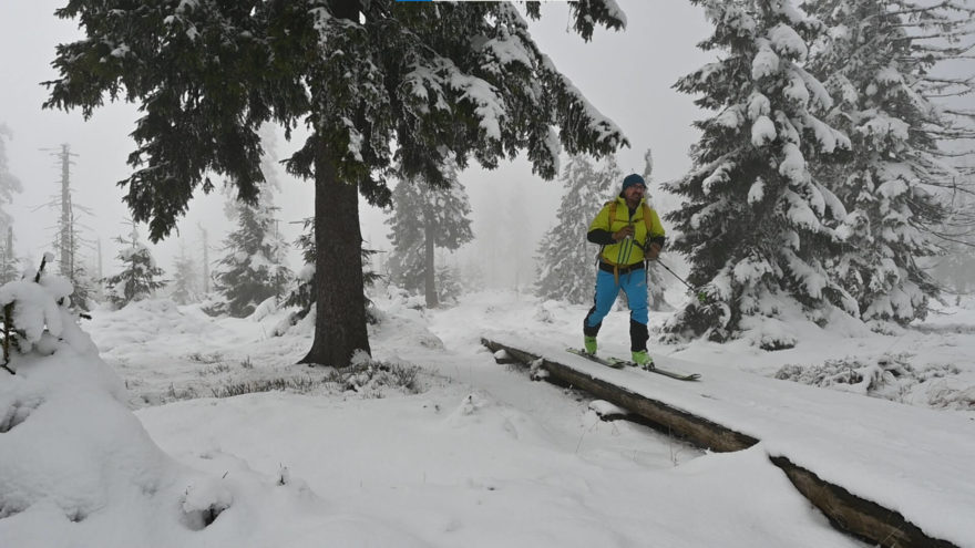Elastické materiály kalhot NORTHFINDER DERESE vás určitě nebudou omezovat