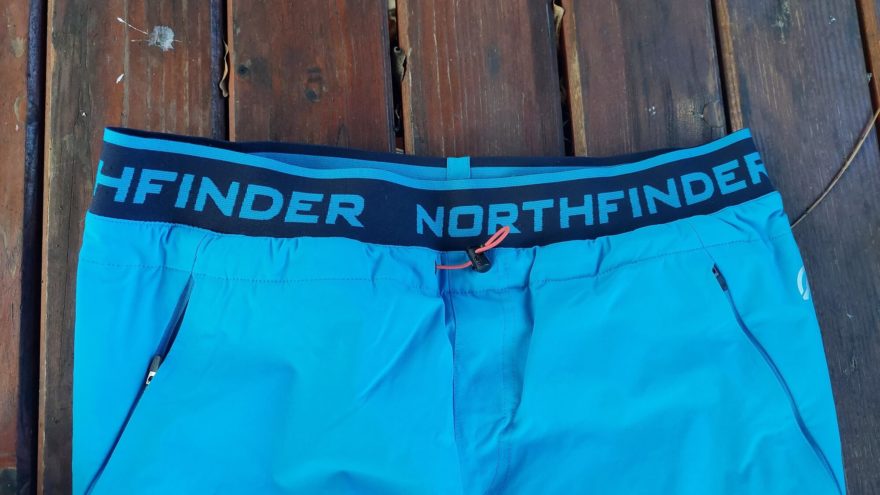 Stahování a široká guma v pase kalhot NORTHFINDER DERESE