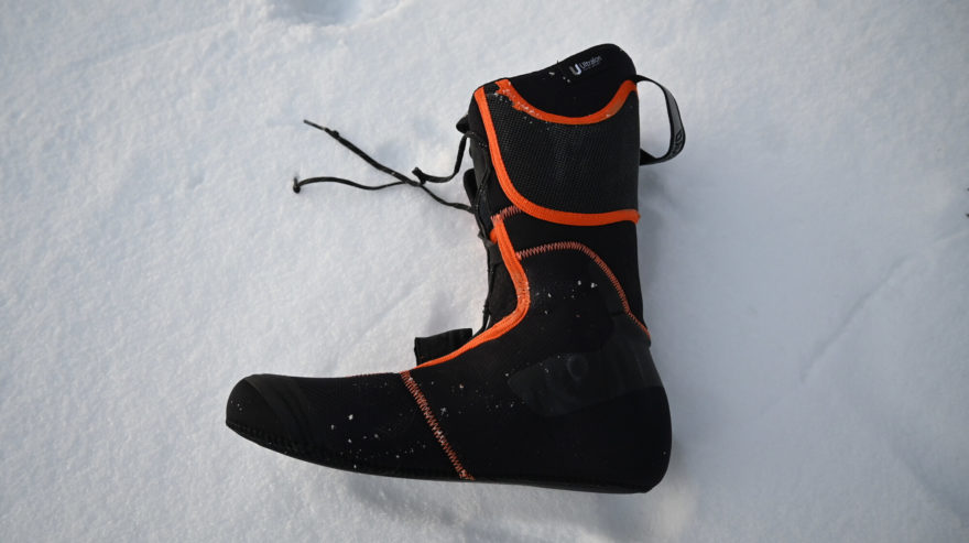 Detail vnitřní botičky modelu Dynafit TLT X - vnitřní strana