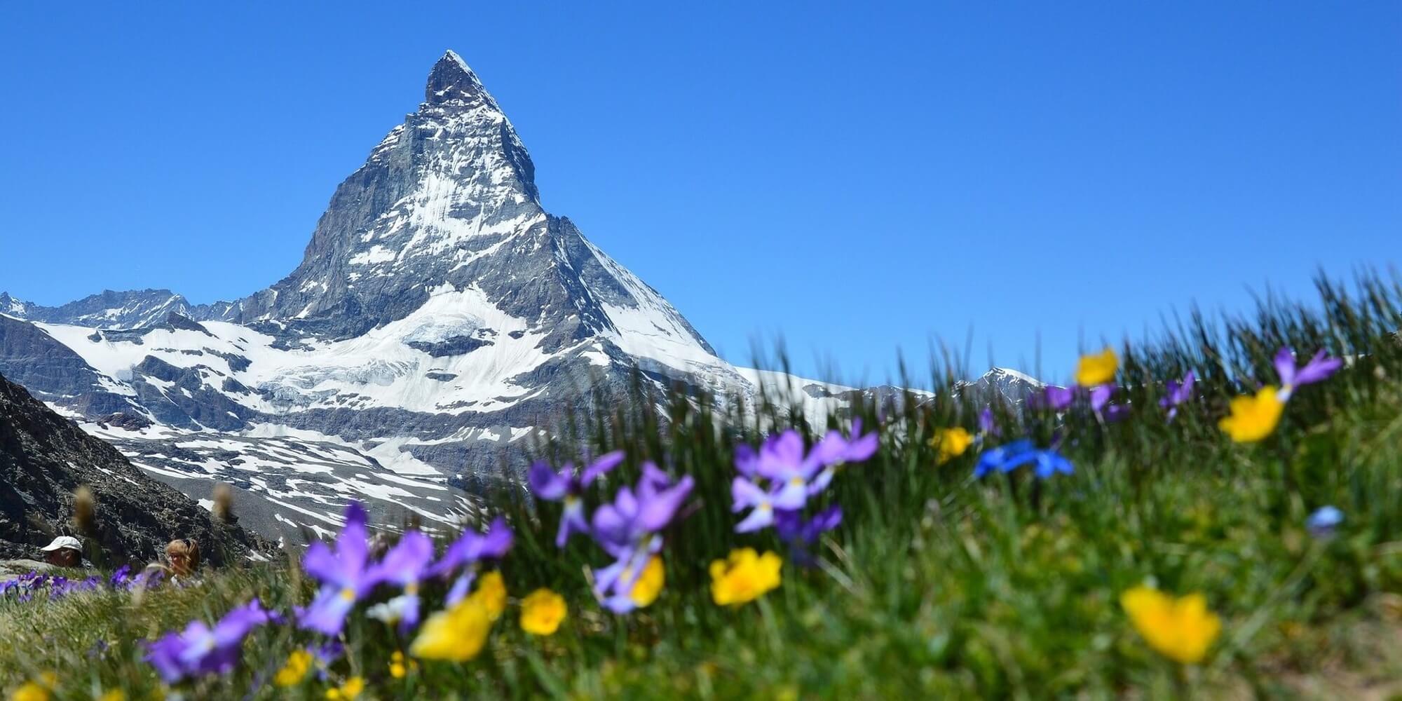 v-carsko-matterhorn-zermatt-eneva-a-lahodn-kousek-s-ra-sv-toutdooru